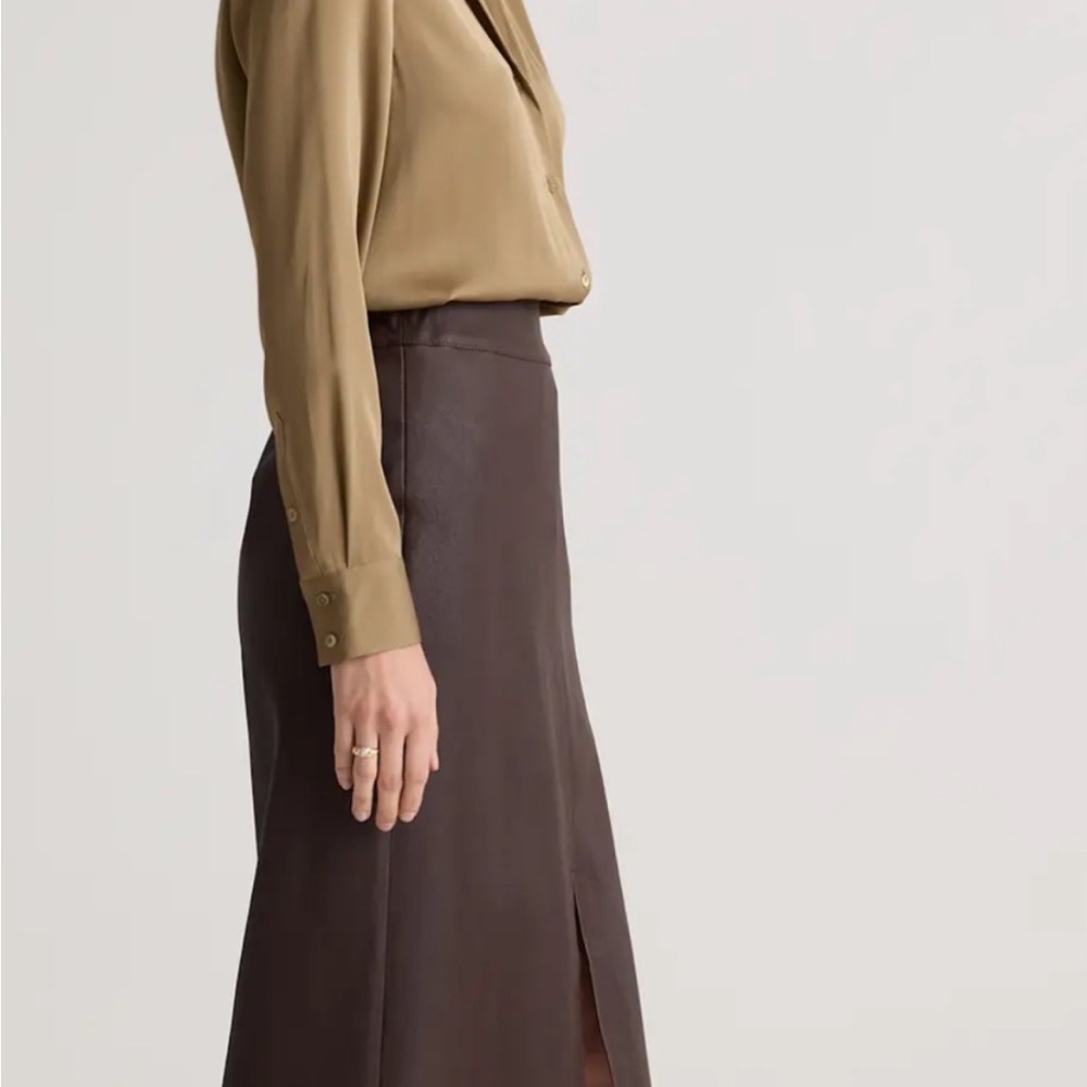 Quince Tan Fitted Button Down Shirt Notched Collar - Picture 3 of 9